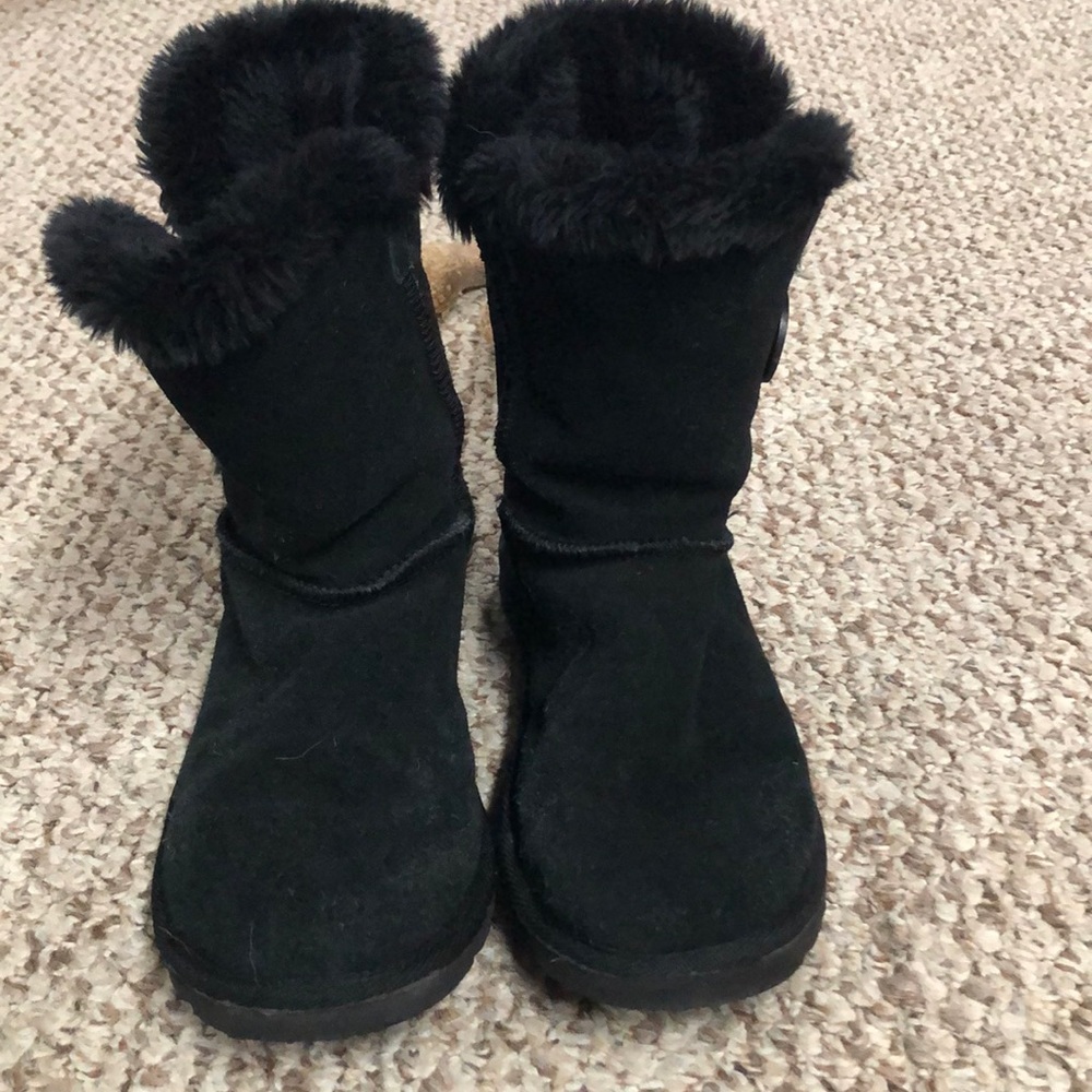 Bailey Button Uggs Boots. Women size 5.